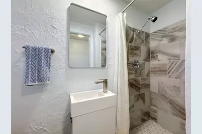 212 S Myrtle Avenue, Nokomis, FL 34275 - Photo 22
