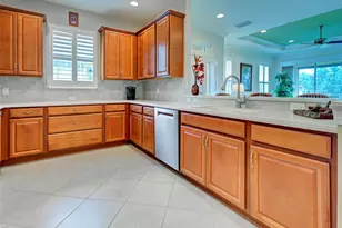 2447 Terracina Dr, Venice, FL 34292 - Photo 16