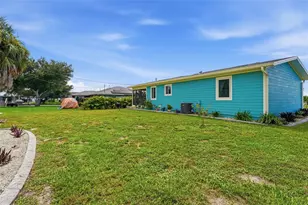 10182 Gulfstream Blvd, Englewood, FL 34224 - Photo 24