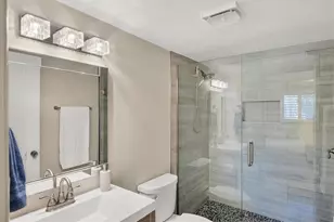 210 Santa Maria St, Venice, FL 34285 - Photo 28