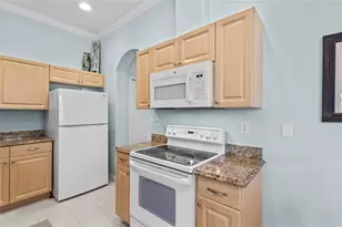 1202 Auburn Cove Cir, Venice, FL 34292 - Photo 4