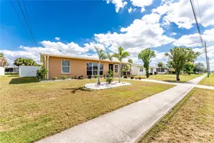 4568 Grobe St, North Port, FL 34287 - Photo 38