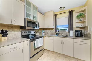 4568 Grobe St, North Port, FL 34287 - Photo 10