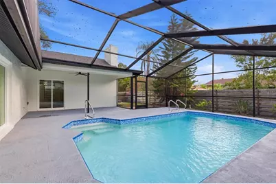 6909 9th Court E, Sarasota, FL 34243 - Photo 2