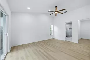6909 9th Ct E, Sarasota, FL 34243 - Photo 22