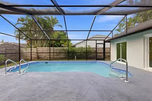 6909 9th Ct E, Sarasota, FL 34243 - Photo 26