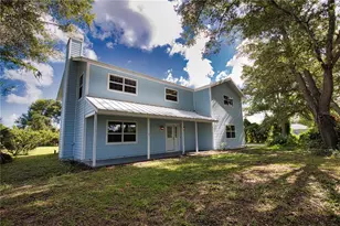 916 Bayshore Dr, Englewood, FL 34223 - Photo 14
