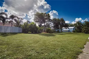 916 Bayshore Dr, Englewood, FL 34223 - Photo 90