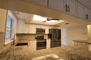 916 Bayshore Dr, Englewood, FL 34223 - Photo 34
