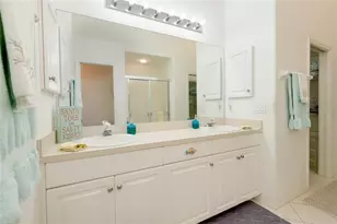 703 Casa Del Lago Way, Venice, FL 34292 - Photo 28