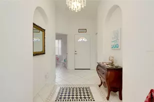 703 Casa Del Lago Way, Venice, FL 34292 - Photo 6