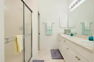 703 Casa Del Lago Way, Venice, FL 34292 - Photo 26