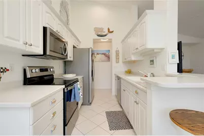703 Casa Del Lago Way #703, Venice, FL 34292 - Photo 12