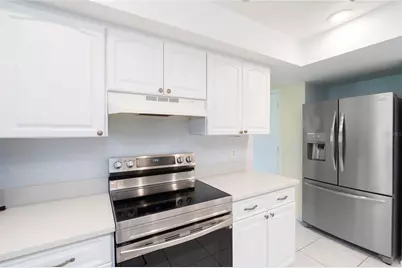 883 Shamrock Boulevard #9, Venice, FL 34293 - Photo 6