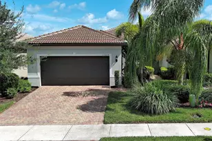 13884 Vadini St, Venice, FL 34293 - Photo 2