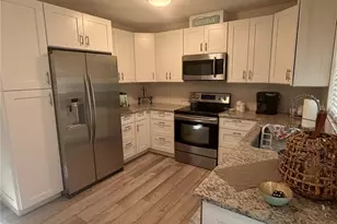 5231 Pompano Rd, Venice, FL 34293 - Photo 8