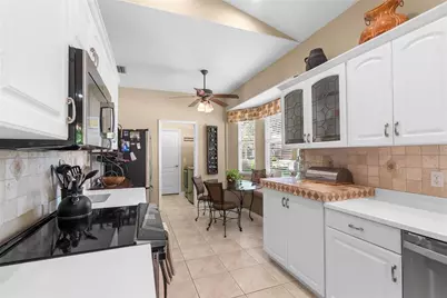 116 Grand Oak Circle, Venice, FL 34292 - Photo 12