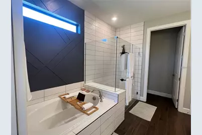 817 Seascape Place, Sarasota, FL 34240 - Photo 20
