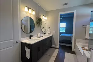 817 Seascape Pl, Sarasota, FL 34240 - Photo 18