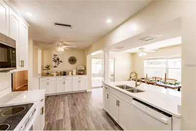 3716 Mundy Ridge Drive, Sarasota, FL 34233 - Photo 4