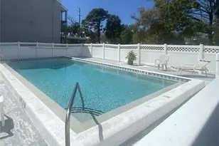 259 Fenwick Dr, Venice, FL 34285 - Photo 2