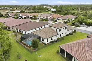 425 Ariano Ave, North Venice, FL 34275 - Photo 4