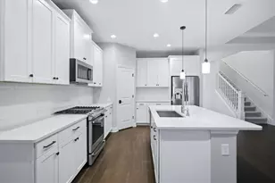 425 Ariano Ave, North Venice, FL 34275 - Photo 12