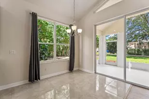 324 Langholm Dr, Venice, FL 34293 - Photo 20