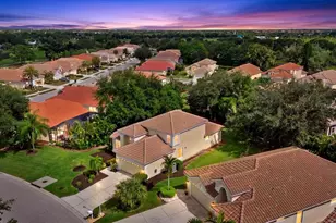324 Langholm Dr, Venice, FL 34293 - Photo 36