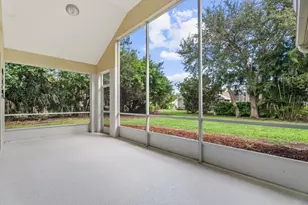 324 Langholm Dr, Venice, FL 34293 - Photo 22