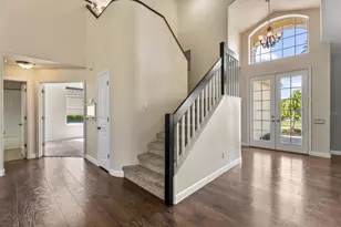 324 Langholm Dr, Venice, FL 34293 - Photo 4