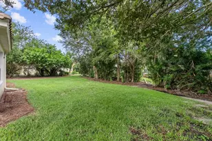 324 Langholm Dr, Venice, FL 34293 - Photo 44