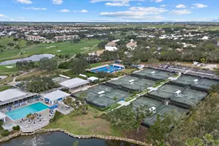 324 Langholm Dr, Venice, FL 34293 - Photo 46