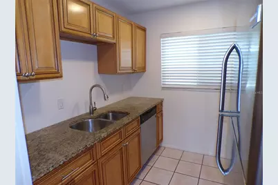 649 S Tamiami Trail S #304, Venice, FL 34285 - Photo 6