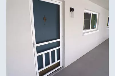 649 S Tamiami Trail S #304, Venice, FL 34285 - Photo 2