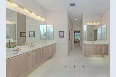 321 Wild Pine Way, Venice, FL 34292 - Photo 20