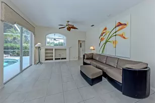 321 Wild Pine Way, Venice, FL 34292 - Photo 14