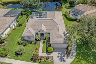 321 Wild Pine Way, Venice, FL 34292 - Photo 2
