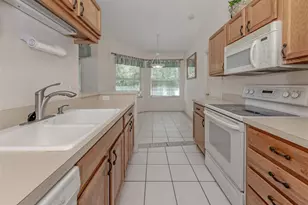 503 Auburn Lakes Cir, Venice, FL 34292 - Photo 12