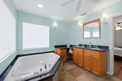 1007 Olympia Road, Venice, FL 34293 - Photo 22
