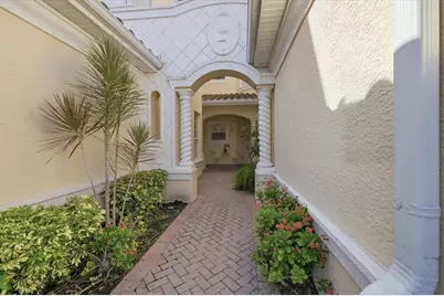 703 Triano Circle #703, Venice, FL 34292 - Photo 1