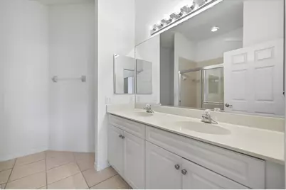 703 Triano Circle #703, Venice, FL 34292 - Photo 18