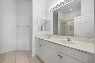703 Triano Cir, Venice, FL 34292 - Photo 18