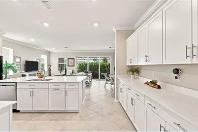 11390 Burgundy Drive, Venice, FL 34293 - Photo 8