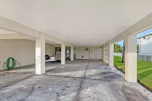 1115 Bayshore Dr, Englewood, FL 34223 - Photo 70
