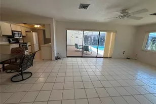 386 Pineview Dr, Venice, FL 34293 - Photo 22