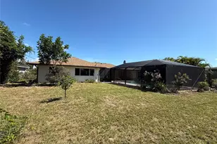 386 Pineview Dr, Venice, FL 34293 - Photo 32