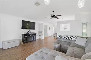 57 Sandstone Cir, Venice, FL 34293 - Photo 4