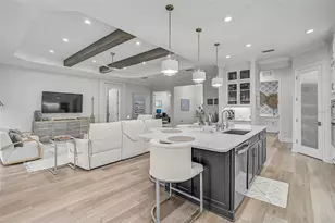 21345 Holmes Cir, Venice, FL 34293 - Photo 8