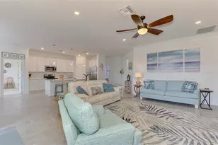 10212 Staggerbush Dr, Venice, FL 34293 - Photo 16